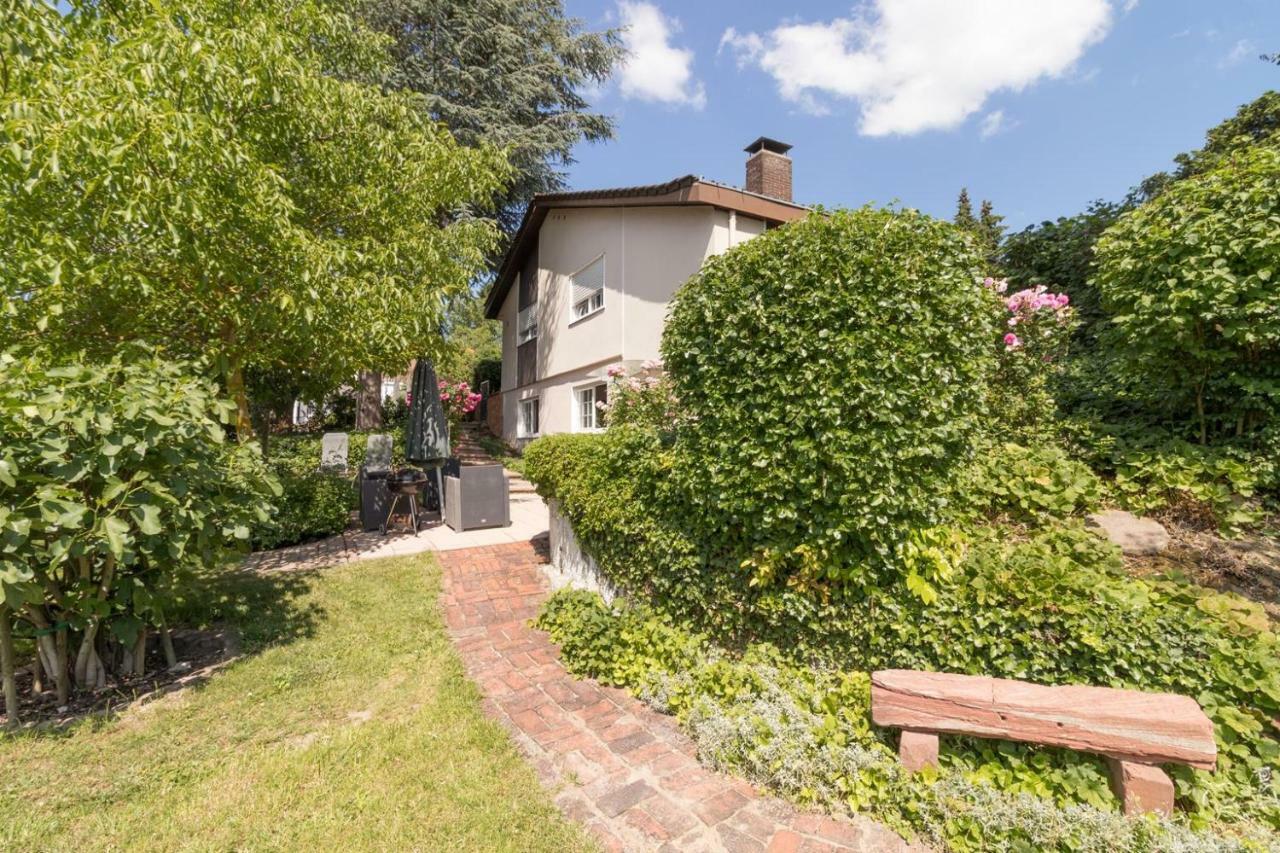 Villa-Doerr 100 M² + 1500M² Garten Wörrstadt Dış mekan fotoğraf