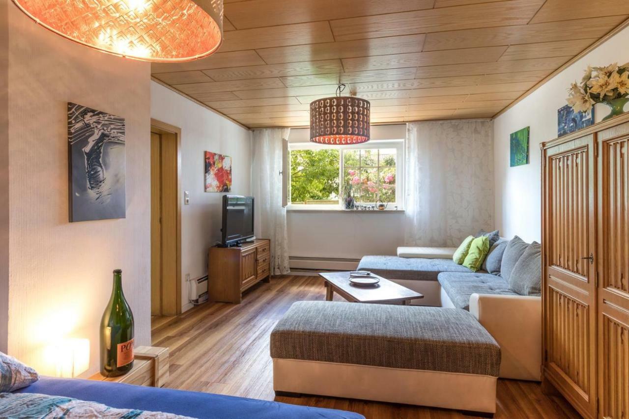 Villa-Doerr 100 M² + 1500M² Garten Wörrstadt Dış mekan fotoğraf